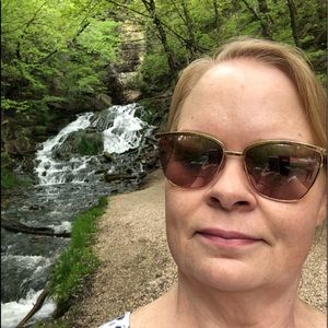 Meet your Posher, Barb